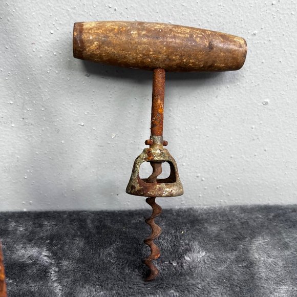 Vintage Antique Sheep Shears Corkscrew Wine Bottle Opener Wood Metal Rusty Decor - Picture 4 of 10